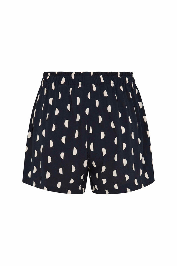 Kat Shorts In Lune