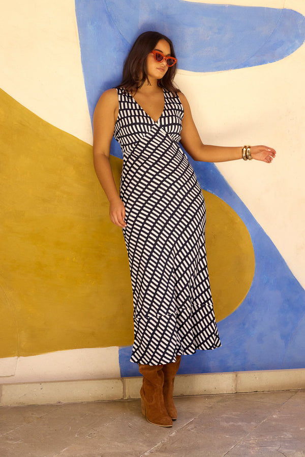 Loren Dress In Smoke