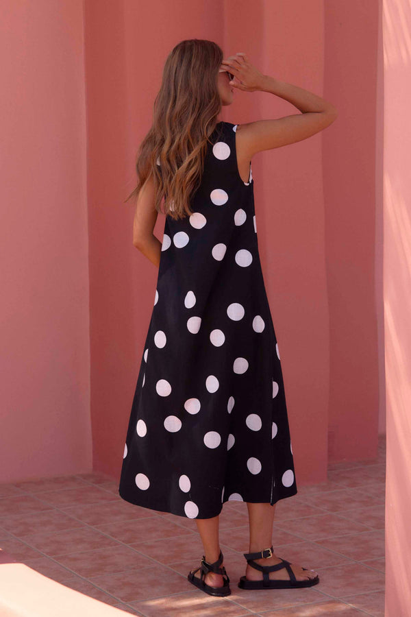 Bettie Sandal In Black