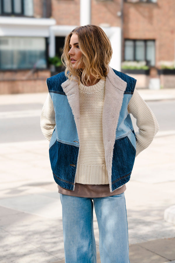 Peyton Vest In Pinstripe