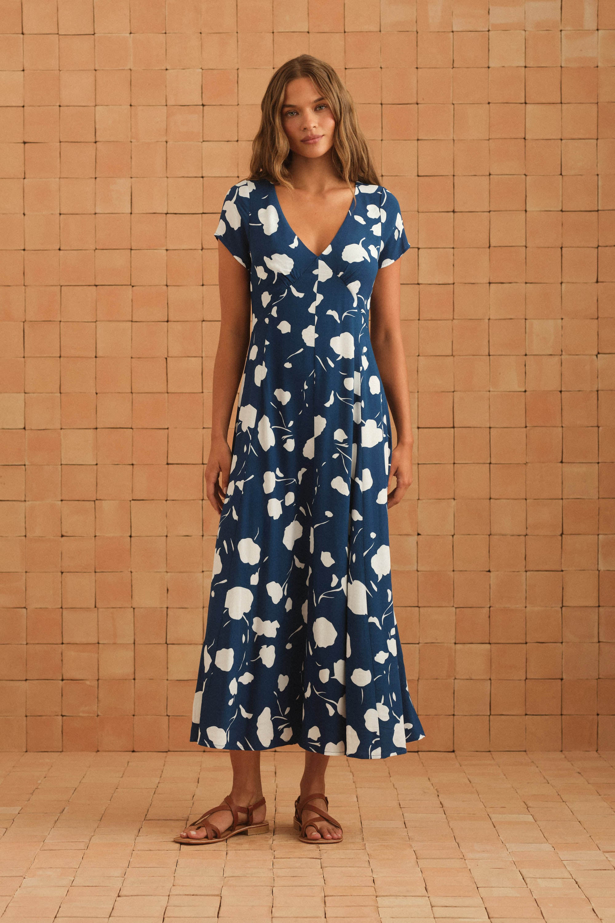 Elani Dress In Hortensia | Mister Zimi