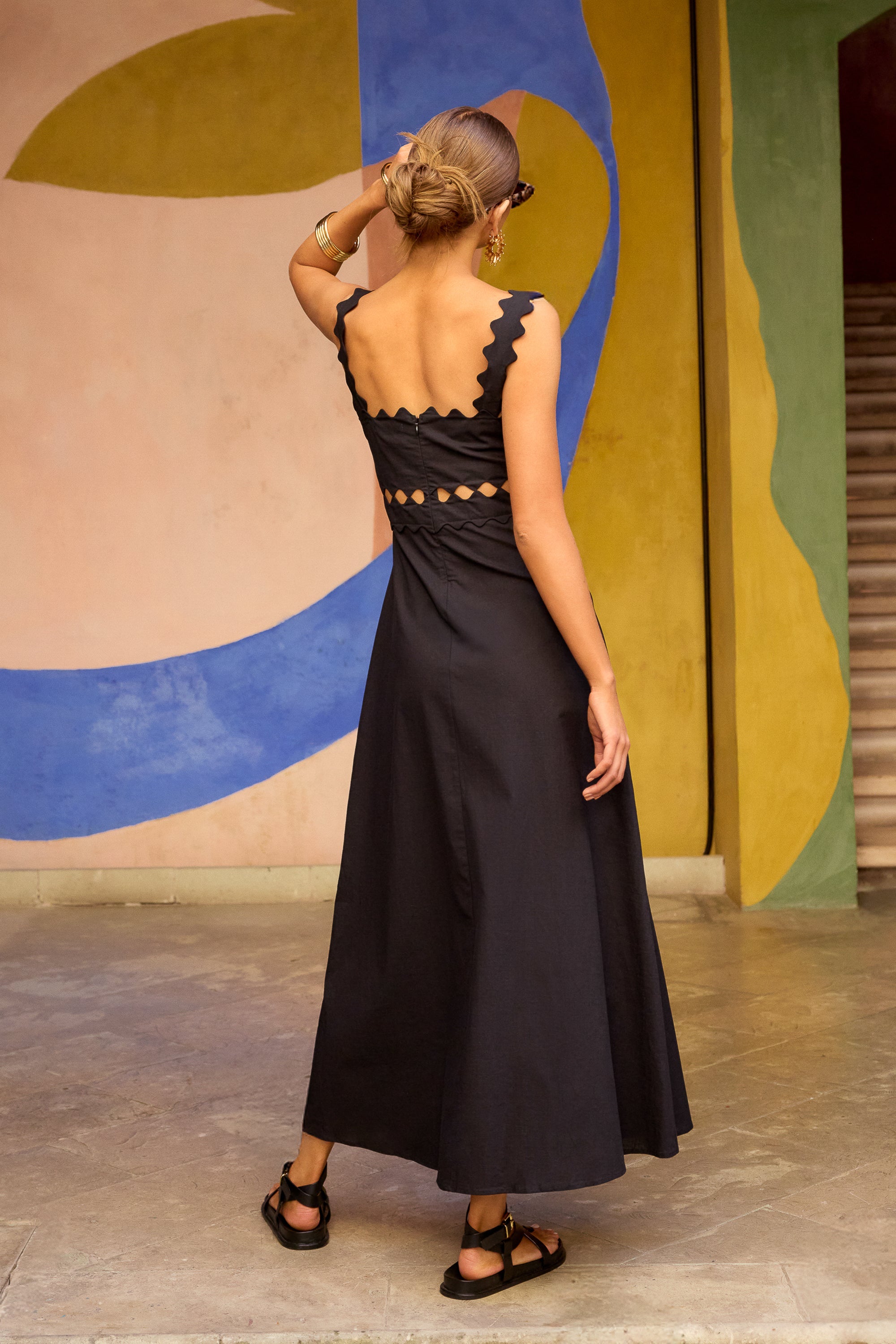 Evelyn Dress In Black – Mister Zimi