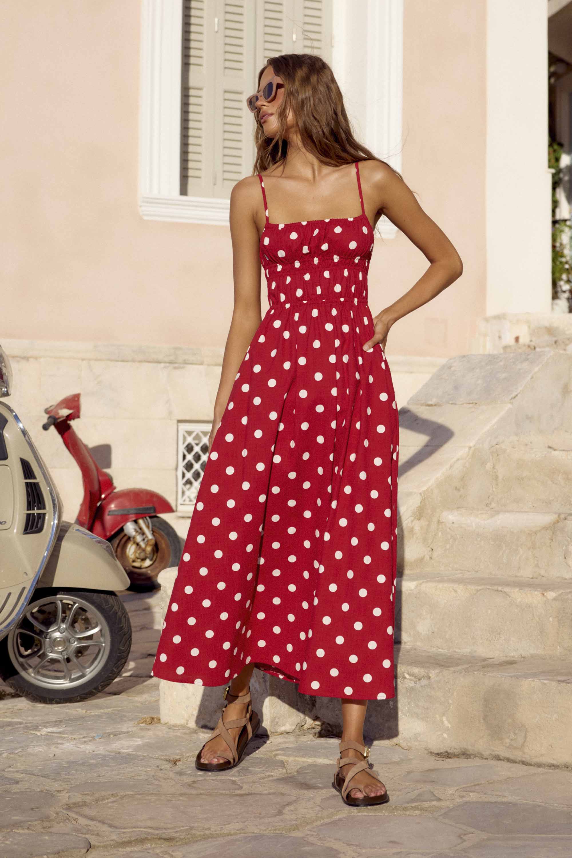 mister zimi brown spot dress I dont know who decided autumn had to be all dark and serious but Im not subscribing to that and neither is @misterzimi , Yes, we naturally lean into those deeper tones this time of year, think