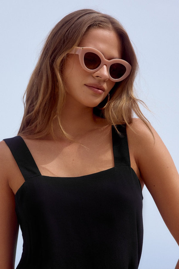 Dolly Sunglasses In Blush