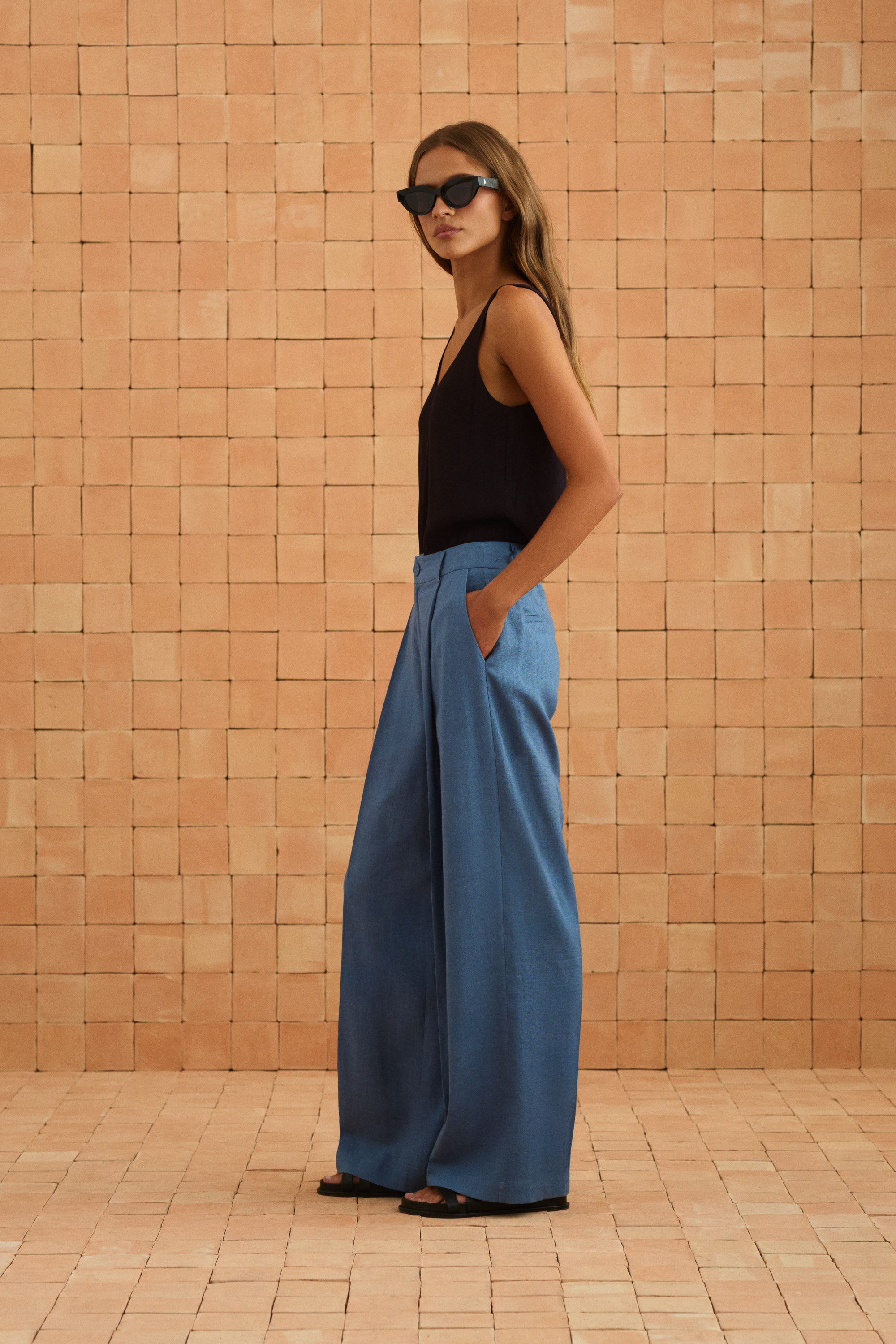 Women's Must Have Bottoms | Skirts, Pants & More | Mister Zimi