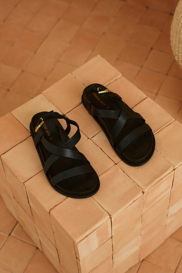 Sabella Sandal In Black Leather