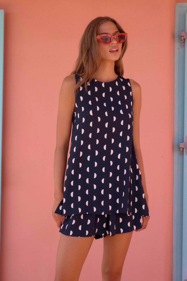 Kat Shorts In Lune