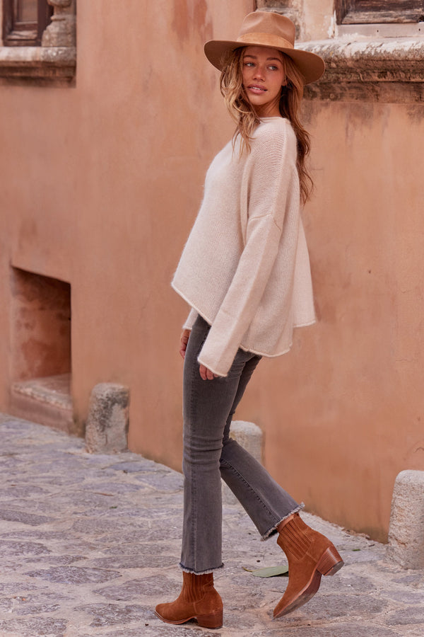 Jaz Knit Jumper In Creme