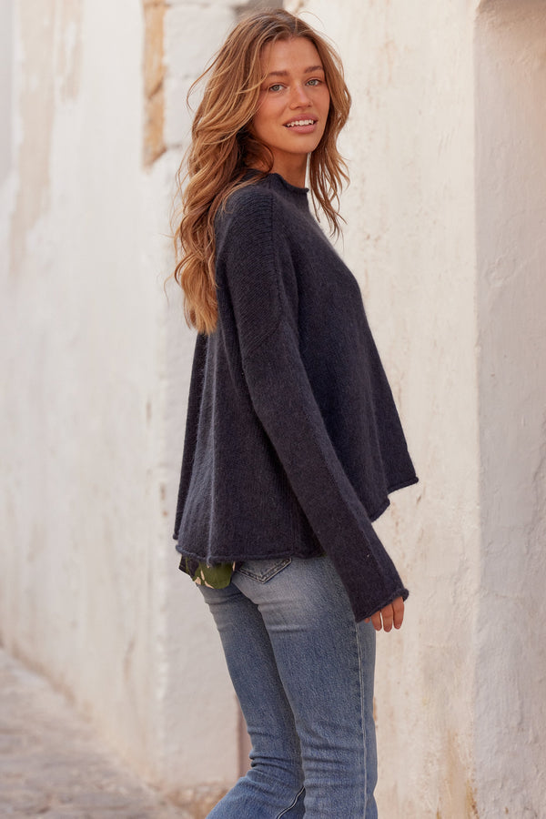 Jaz Knit Jumper In Night Blue