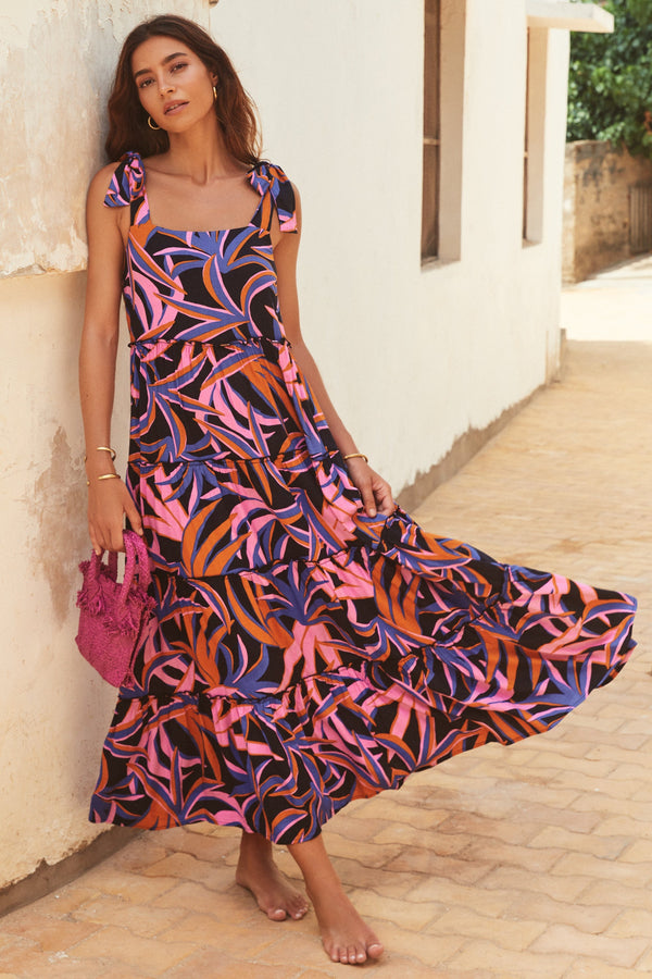 Nellie Maxi Dress In Tropic